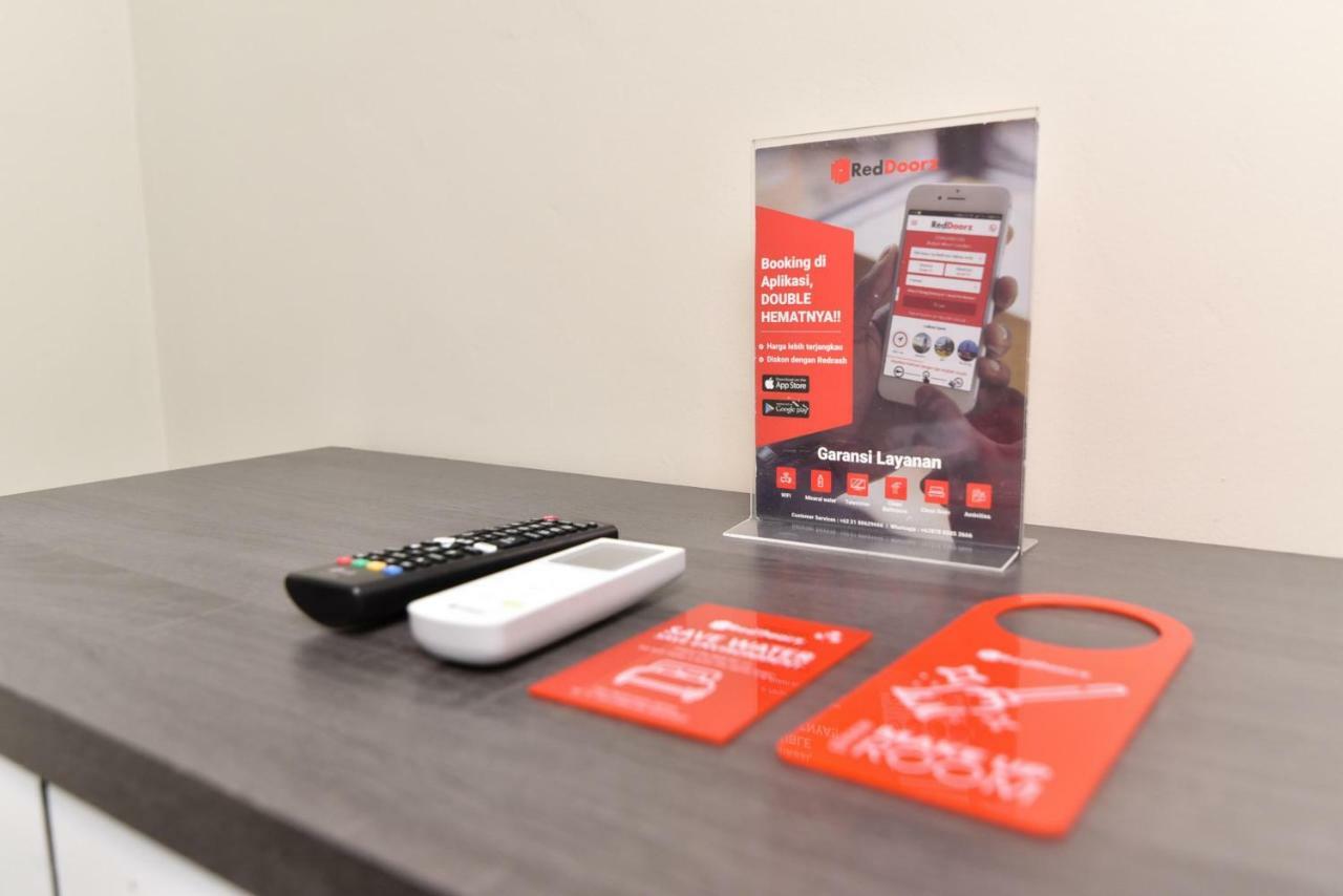 Reddoorz Plus Near Jalan Imam Bonjol Denpasar Seminyak Eksteriør billede