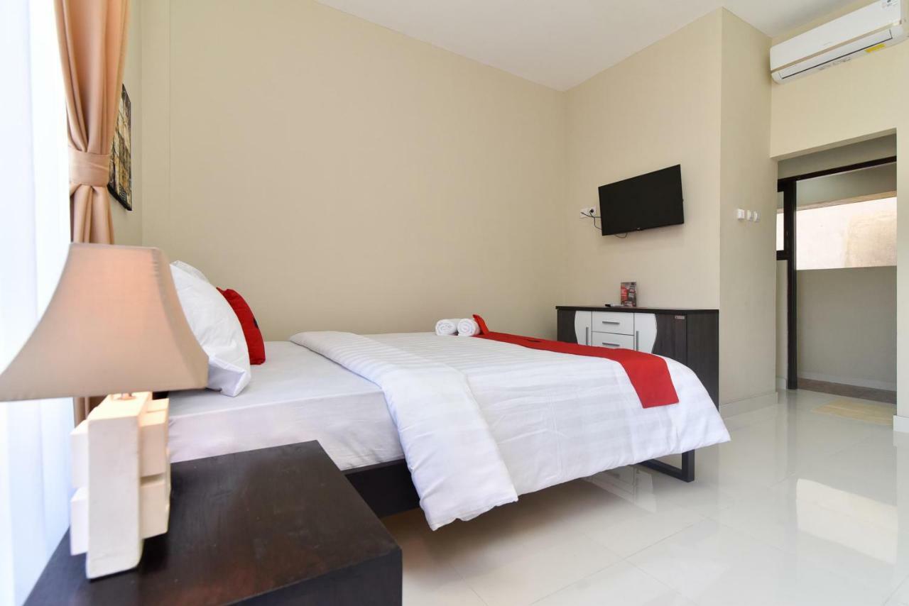 Reddoorz Plus Near Jalan Imam Bonjol Denpasar Seminyak Eksteriør billede